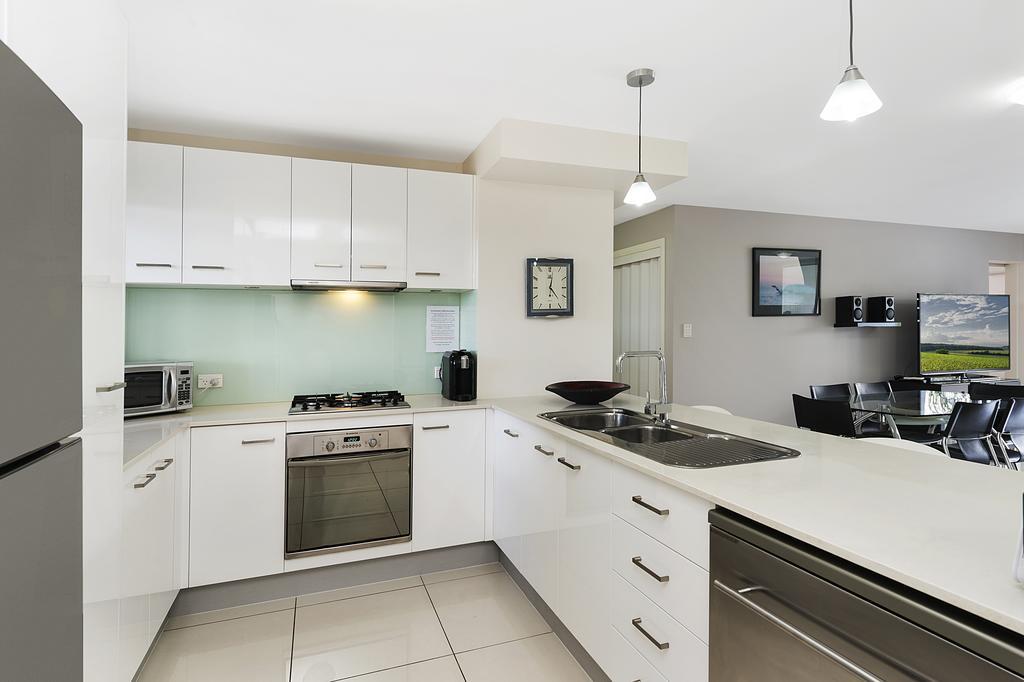 Keith'S Sister, 1 Of The 4 Most Popular Units On Bribie Apartment Bongaree Bagian luar foto